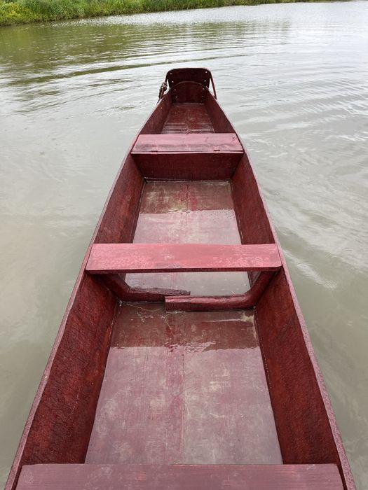 Łódka pychówka drewniana