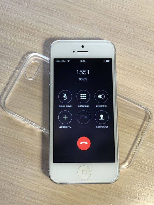 IOS 8! Iphone 5 32gb neverlock, акб 93%