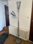 Lampa stojąca na dwa klosze