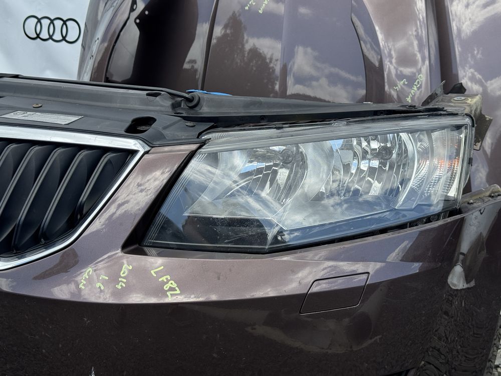 Капот крило бампер Skoda Octavia A7 октавия А7 фара панель Розборка