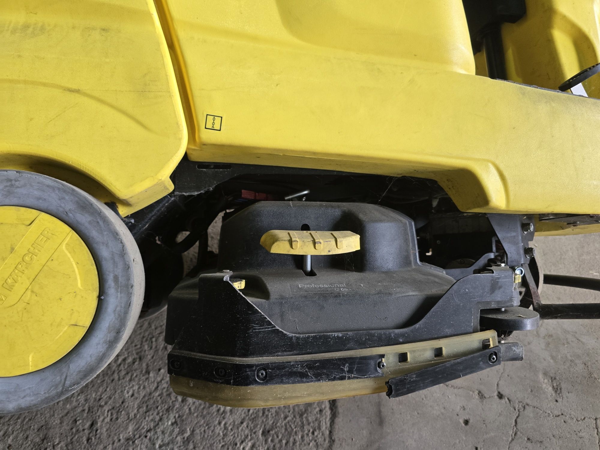 Szorowarka Karcher B 90