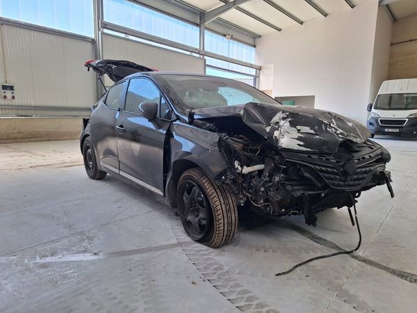 Renault Clio 1.5 DCI BLUE 85 INTENS Salvado