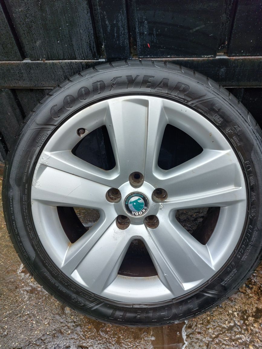 Oryginalne felgi skoda 5x112 7J 17 cali et37 Ronal