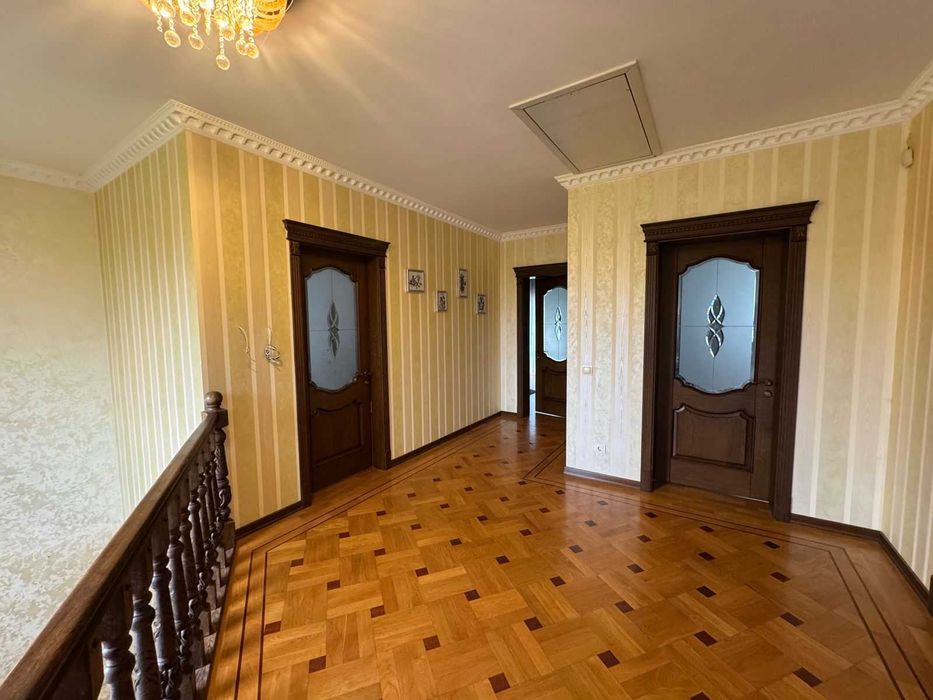 Затишний будинок 180 м² з каміном і садом у Басівці р-н Грант Резорту