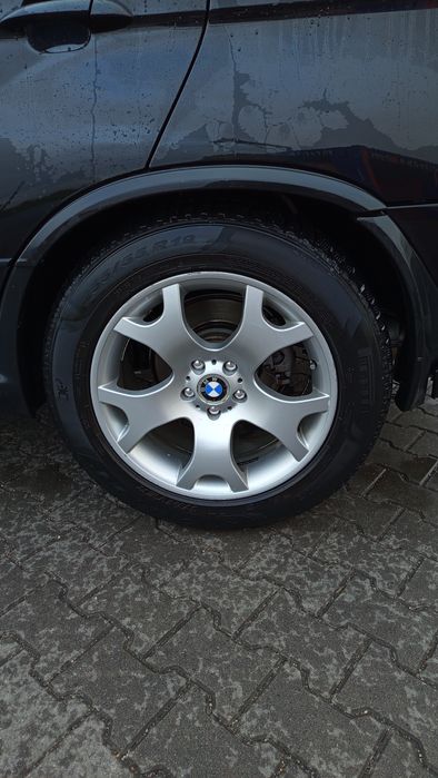 Sprzedam felgi 63 styling z oponami Pirelli zima R19 5x120 BMW X5 E53