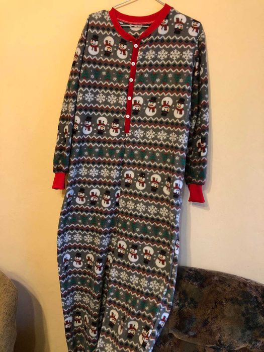 Piżama jednoczęściowa uroczysta bałwany