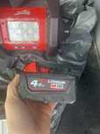 Lampy robocze LED Milwaukee + akumulatory