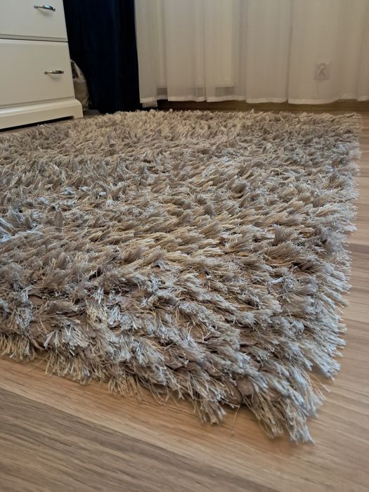 Dywan z wysokim włosem