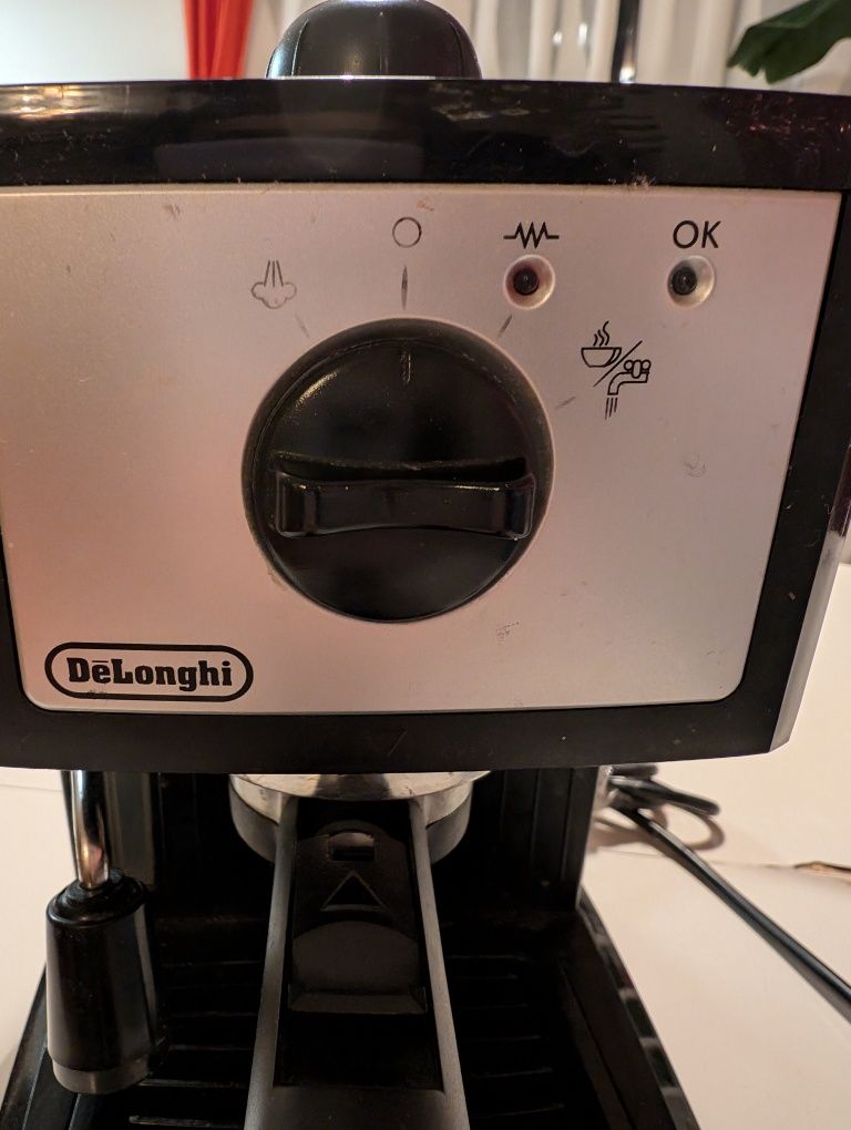 Ekspres do kawy DeLonghi