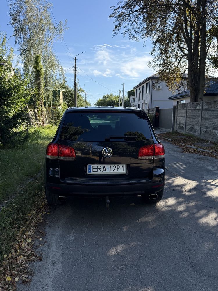 Touareg 2.5 дизель АКПП 4*4 2006 год