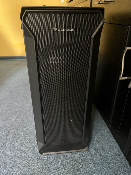 Komputer i3 12100f.