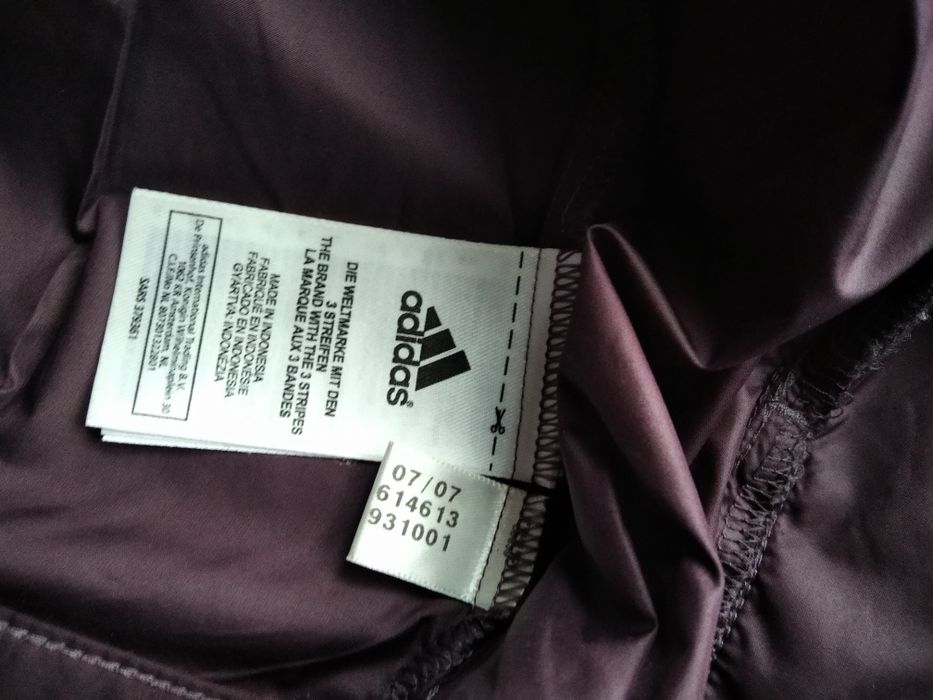 Adidas жилетка дощовик куртка жіноча