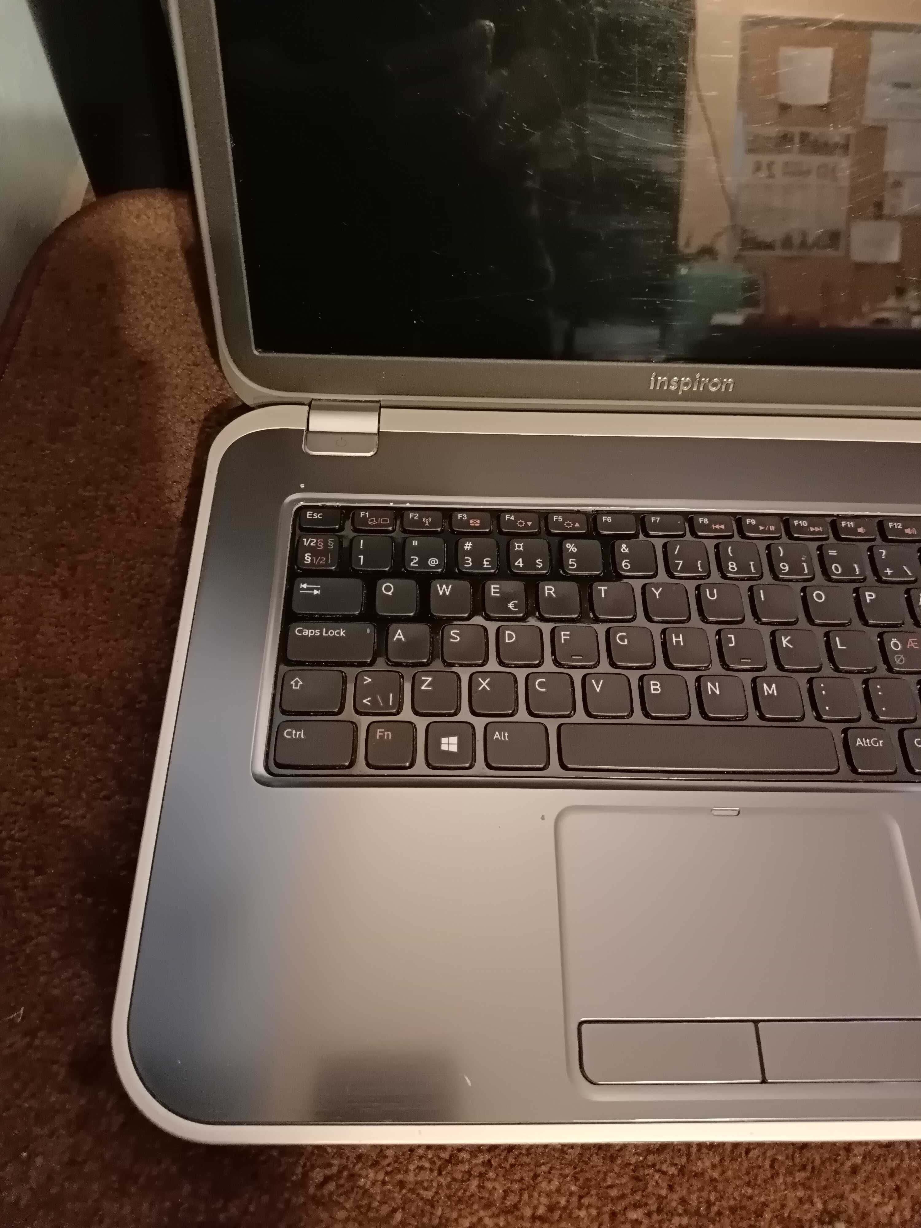 Dell Inspiron 5520 sprawny/core i7/15,6 cala/bez dysku, ramu i cd-romu