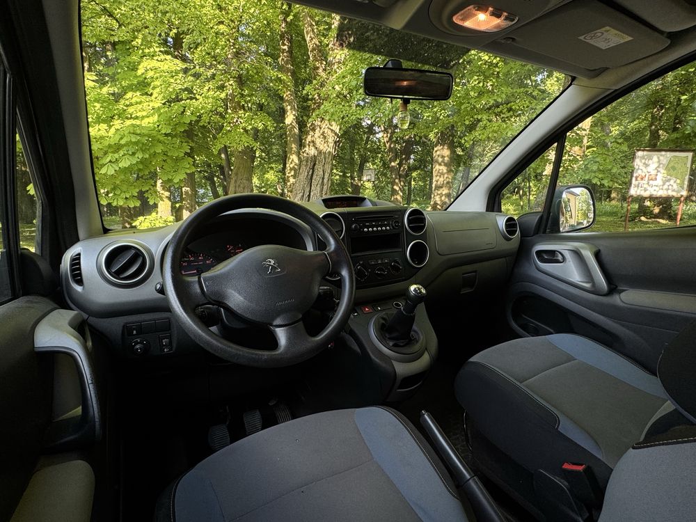 Peugeot Partner Teepe 1.6HDI 2016 LED KLIMA Prywatne auto