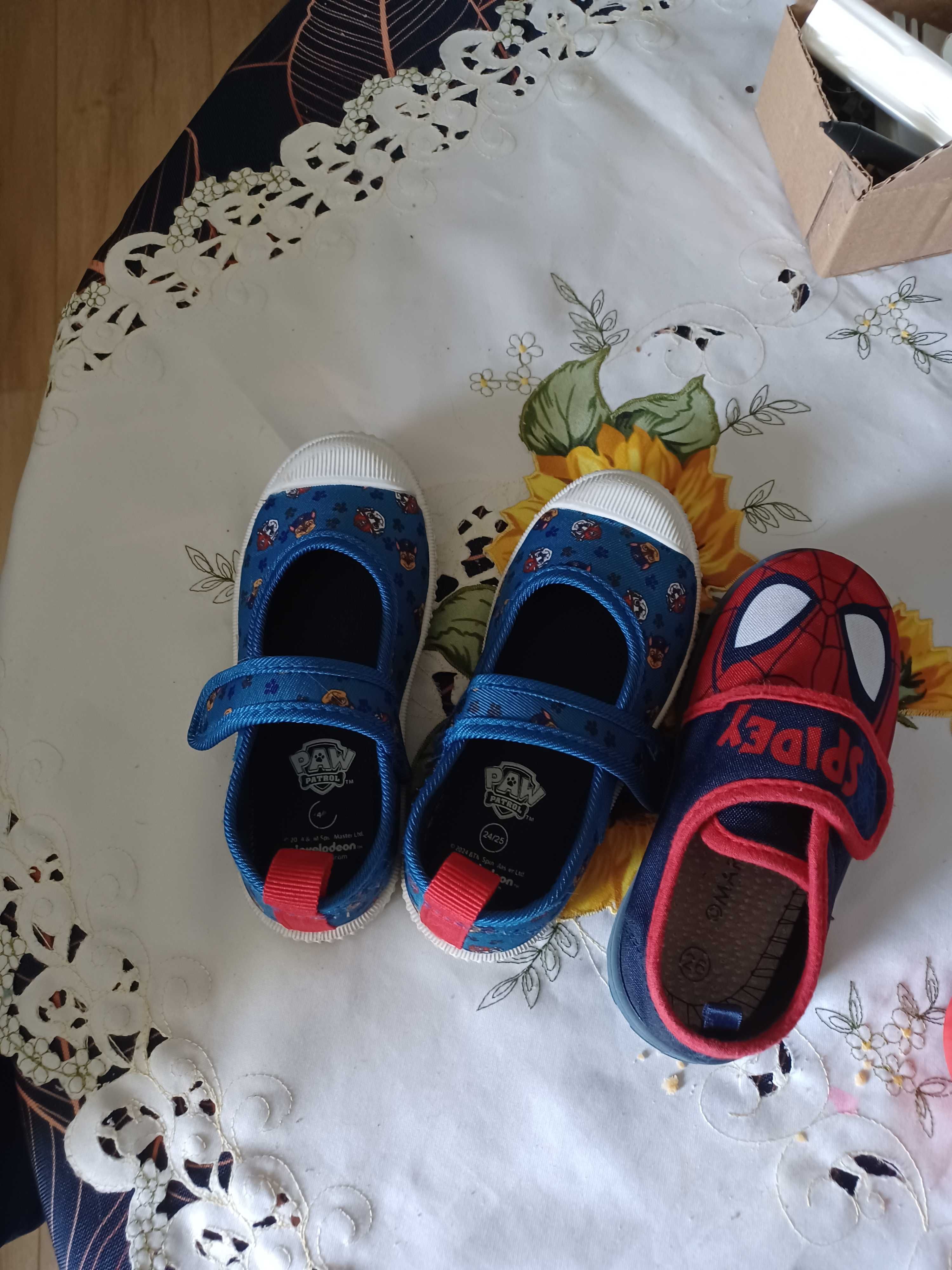 Kapcie buciki na rzep spiderman 24 do przedszkola