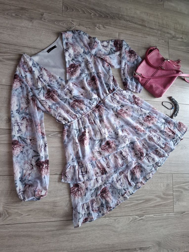 Sukienka m/l/xl wiosna kwiaty lato