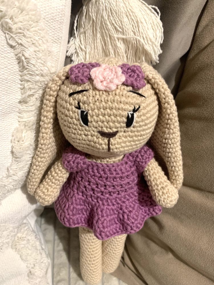Miś krolik zrobiony na szydełku handmade