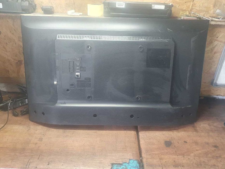 Телевізор Samsung UE32J4500AKXRU БИТА МАТРИЦЯ 32"