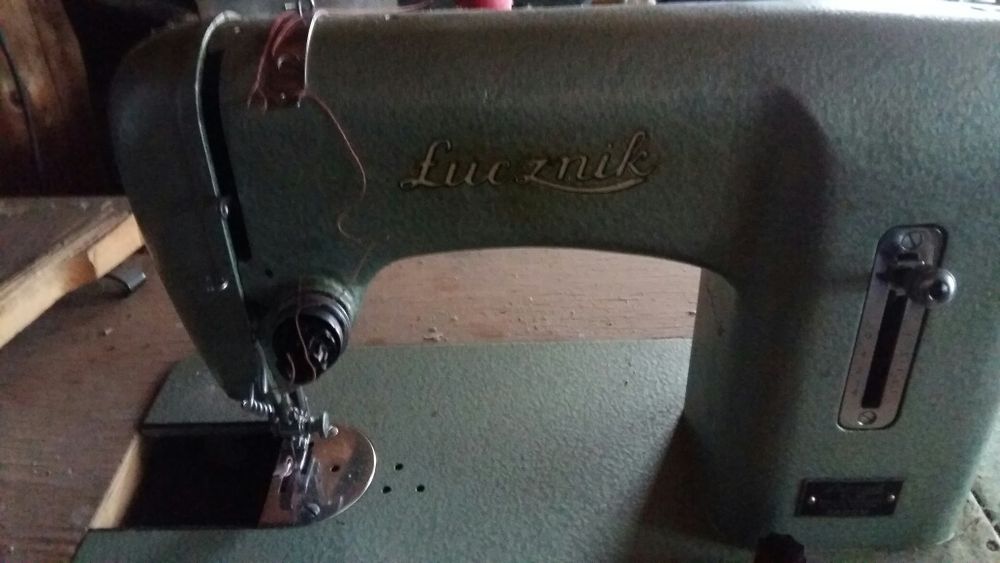 Швейная машинка