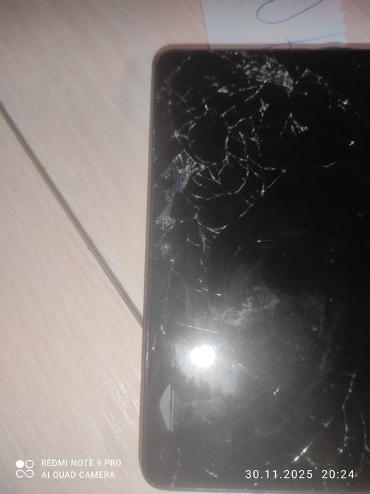 Планшет самсунг SM-T220 TAB A7 LITE