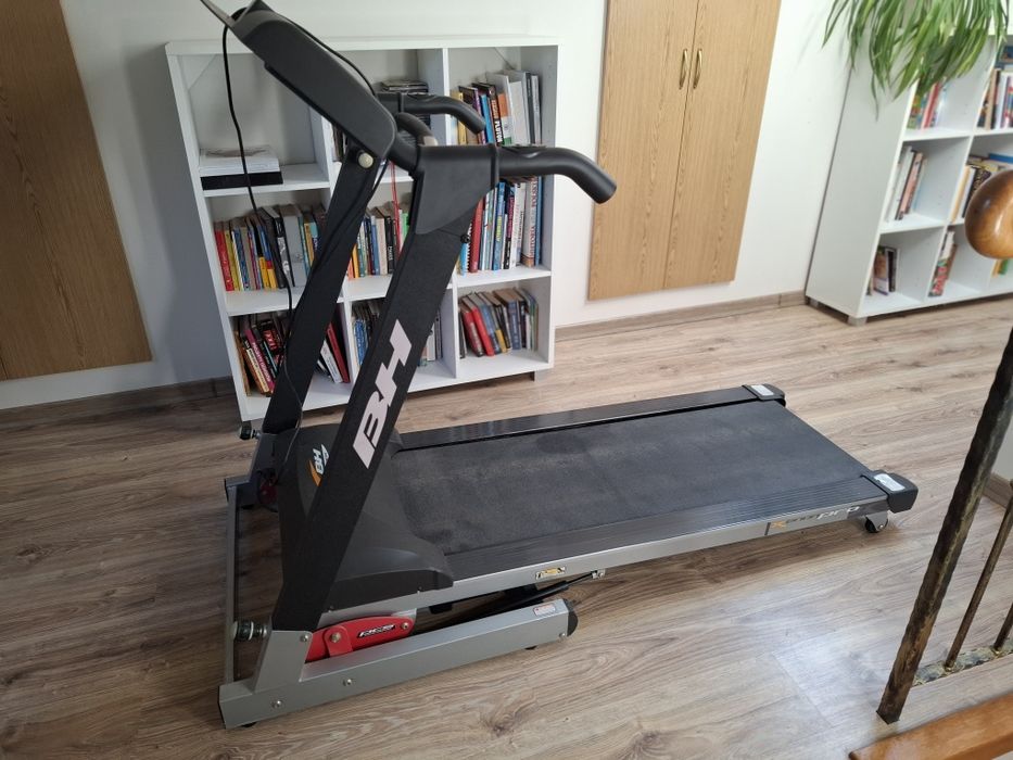 Bieżnia BH Fitness Xenon Pro elektryczna składana na kółkach