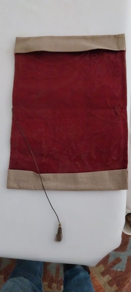 Capa com 90 anos, em pano com a bandeira da ordem de Cristo, para livr