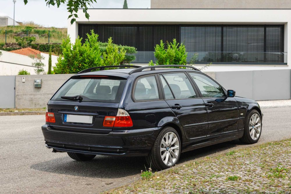BMW 320d Touring  136cv
