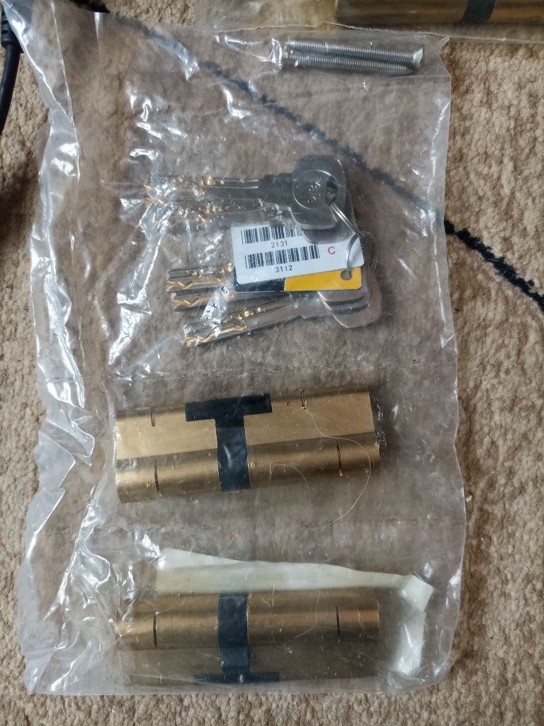 Wkładki Yale, cylinder, nikiel, mosiądz 35/35 50/50 40/50 gałka