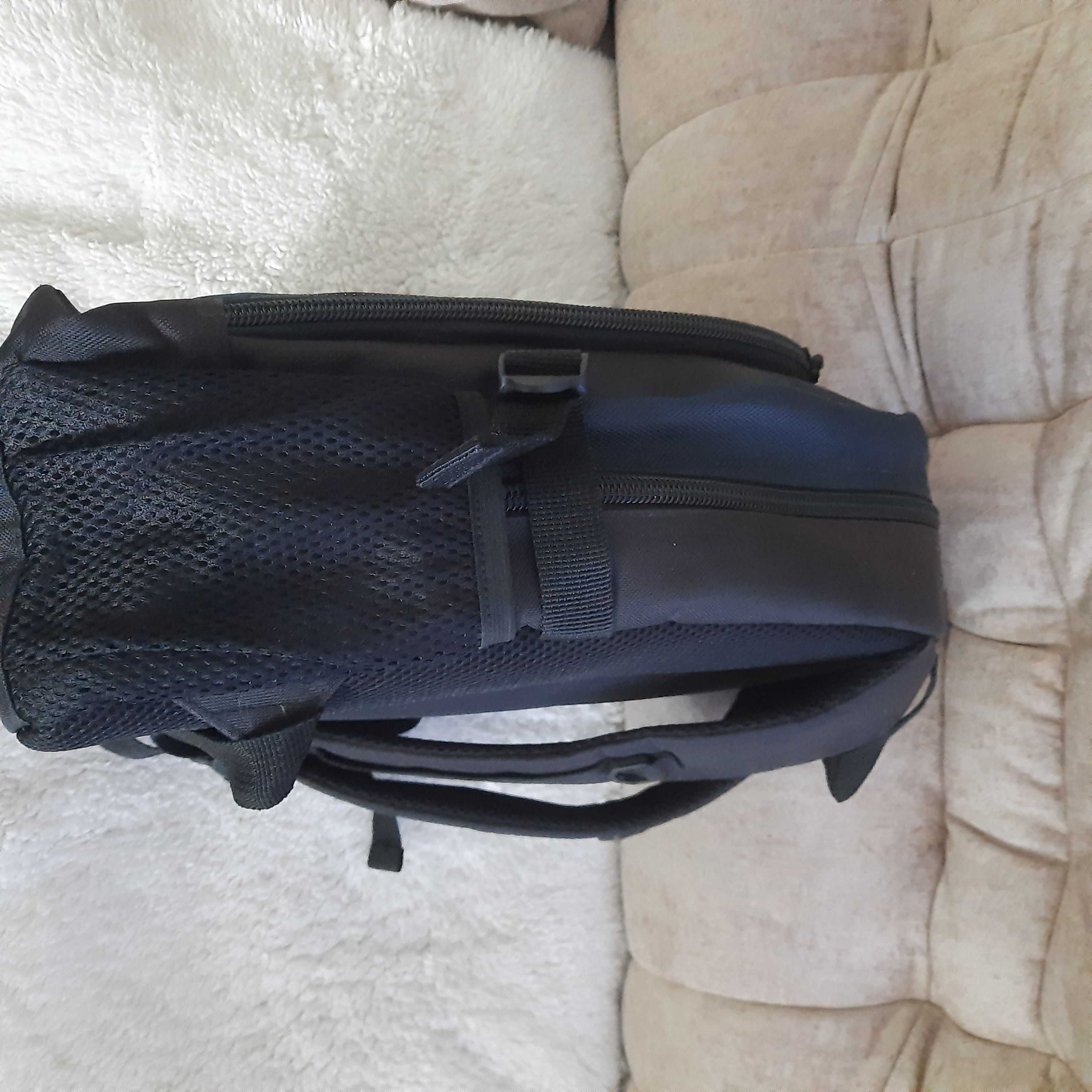 plecak sportowy średni lekki na wycieczki
