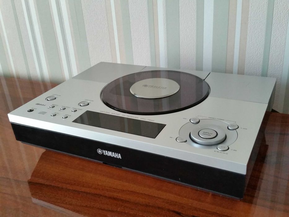 Yamaha CRX - T520 tabletop HIFI stereo system