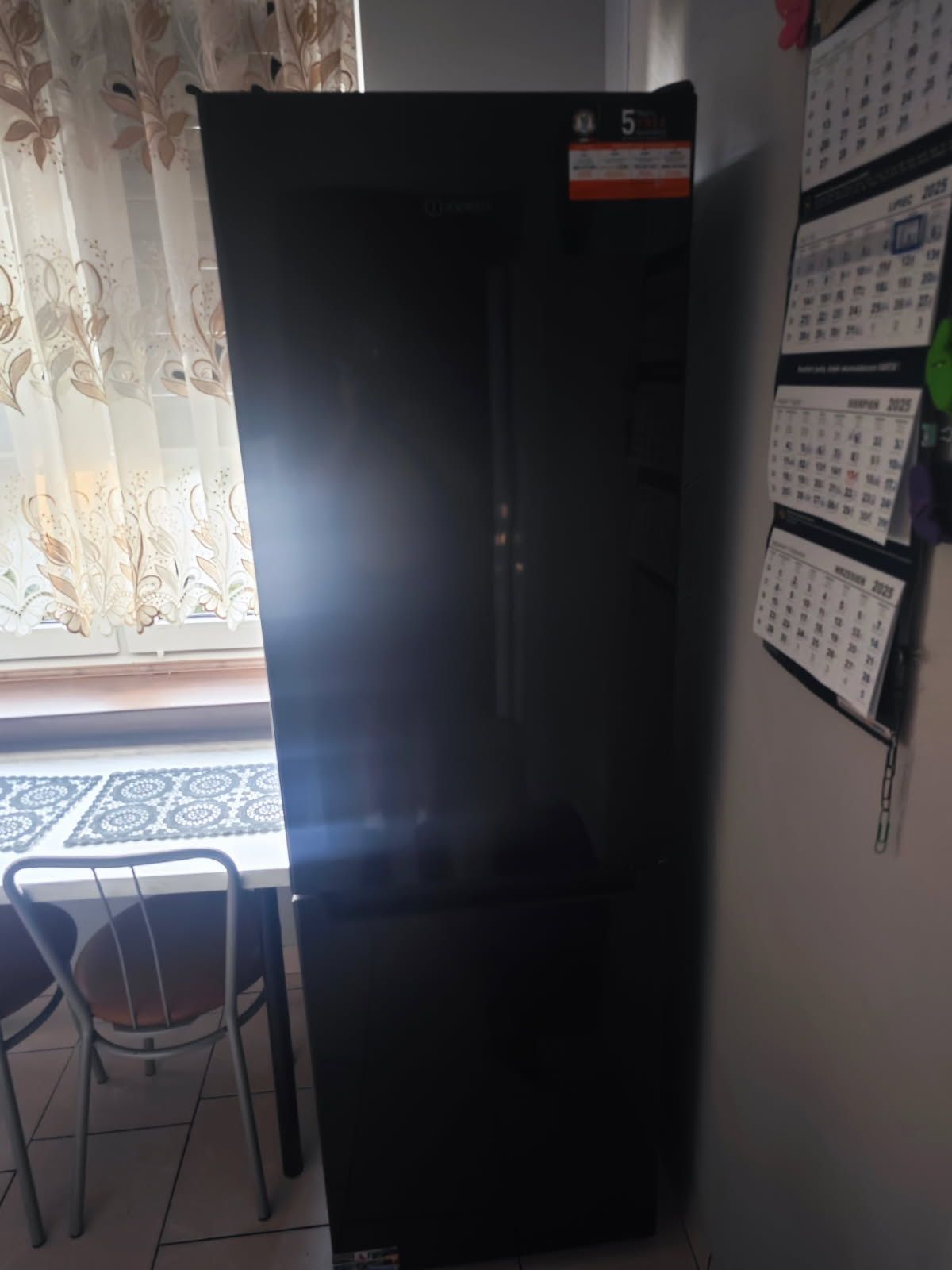 Lodówka Indesit LI8 S1E K