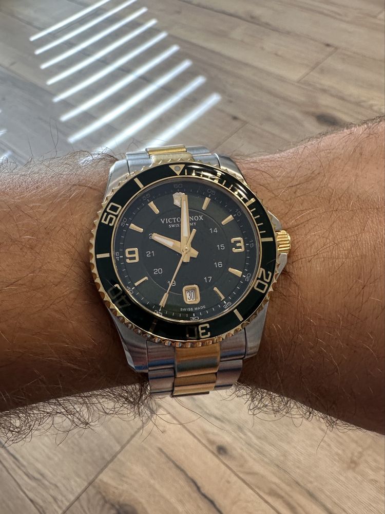 Victorinox maverick 2 Tone