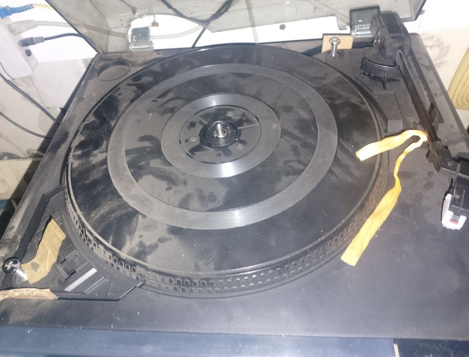 Музыкальный центр тошиба