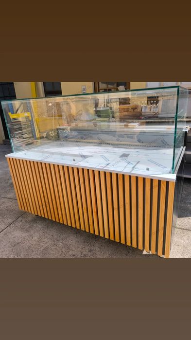 Vitrine nova ventilada