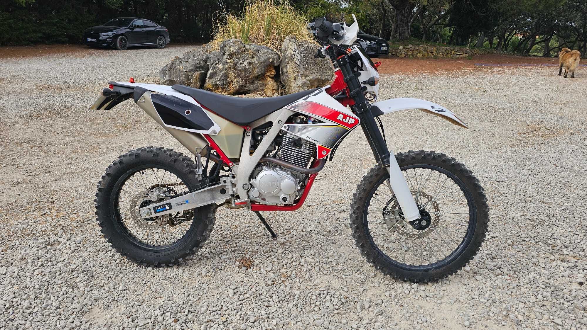 AJP PR4 240 Enduro Pro Como Nova
