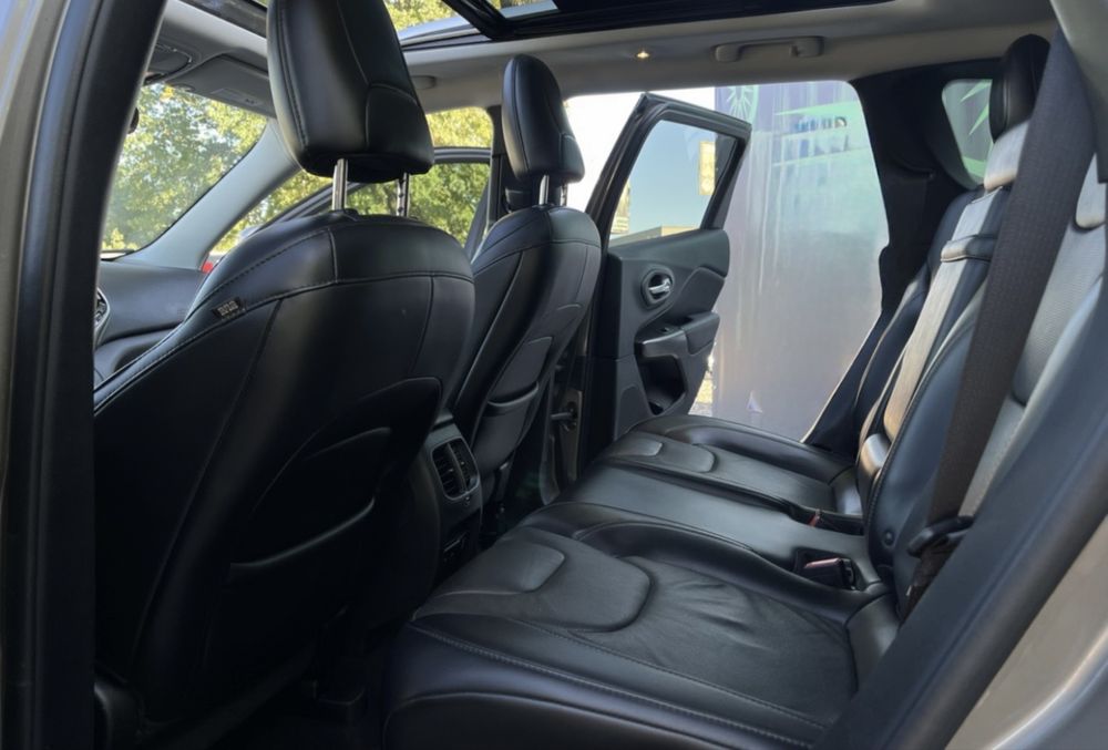 Jeep Cherokee limited