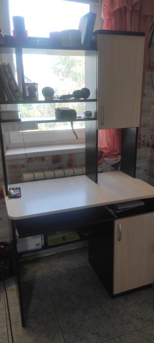 Стол компьютерный