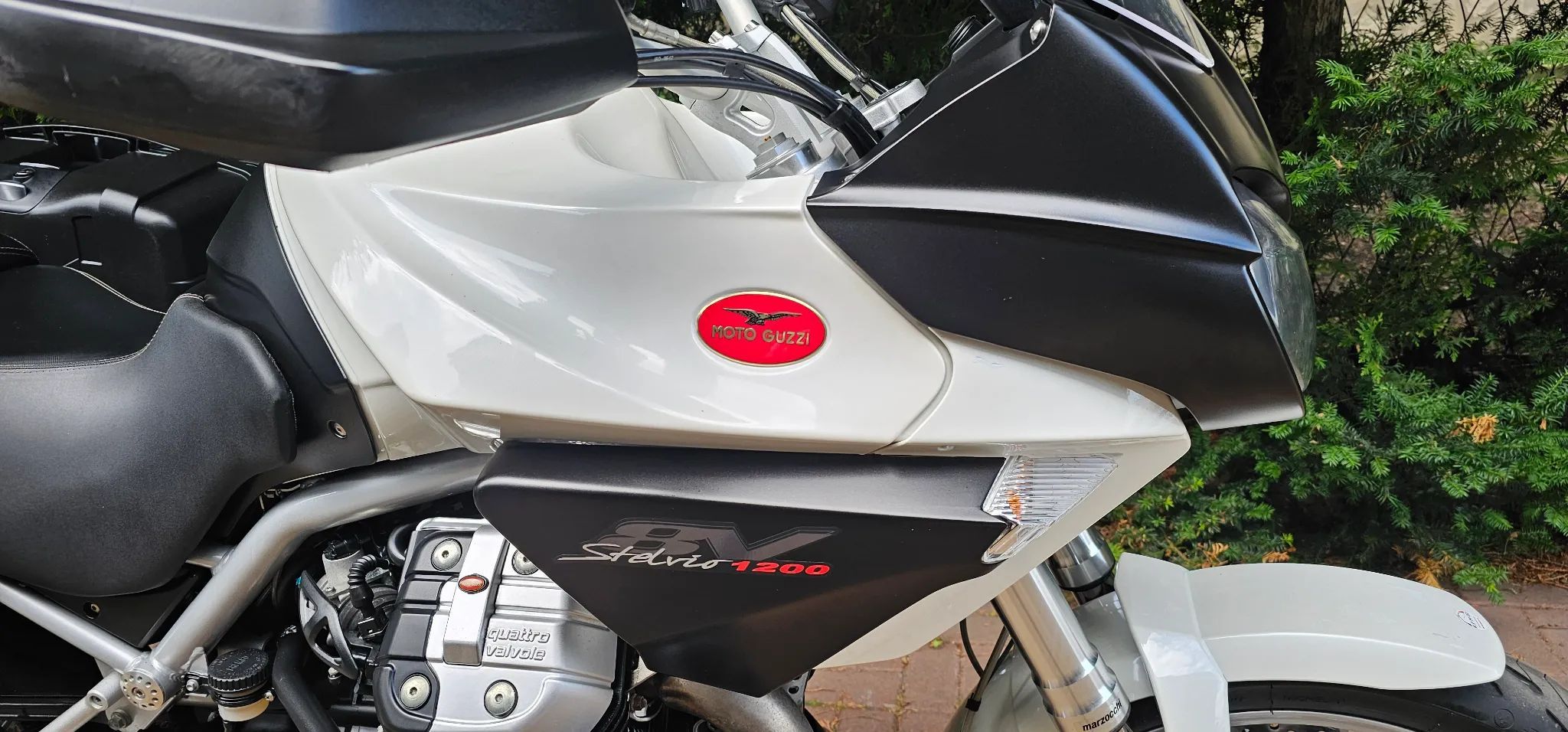 Moto Guzzi Stelvio 1200 8V ABS TC kufry lift transport raty
