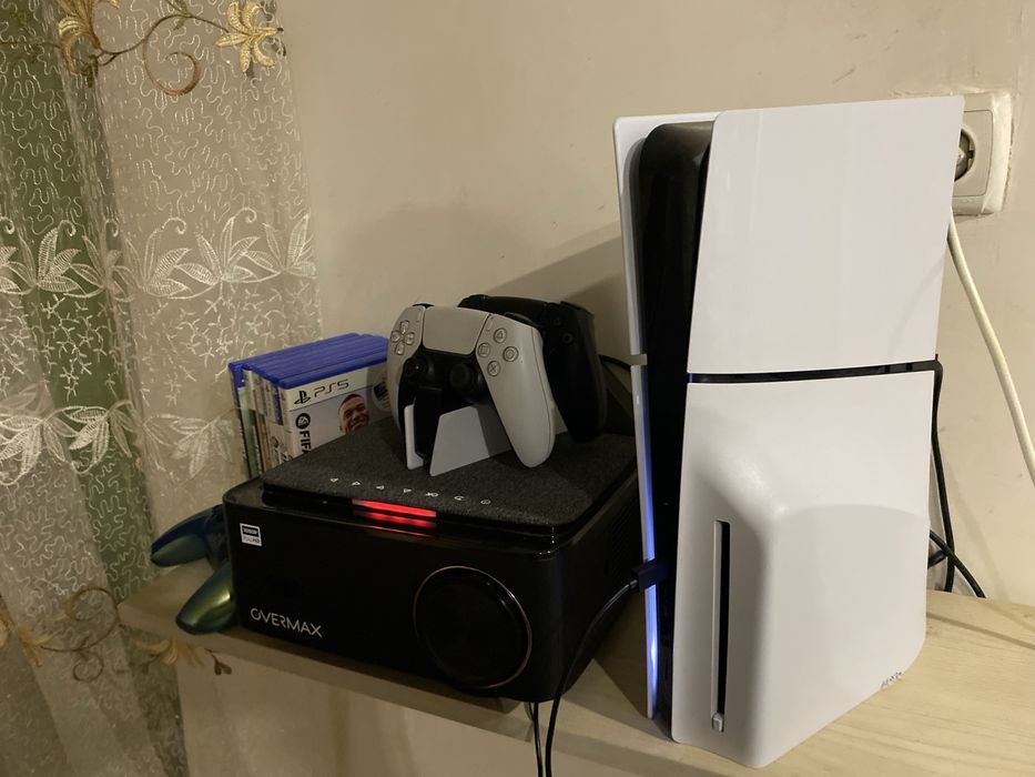 Playstation 5 slim + проектор