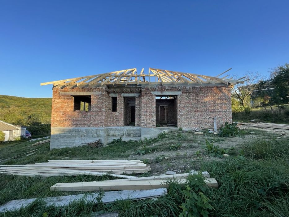 Продаж будинку в Карпатах с. Пістинь 124 м2 на стадії будівництва