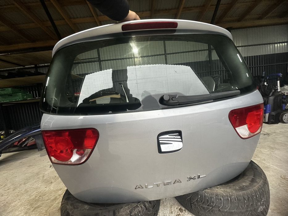 Кришка багажника ляда seat altea XL сеат альтеа
