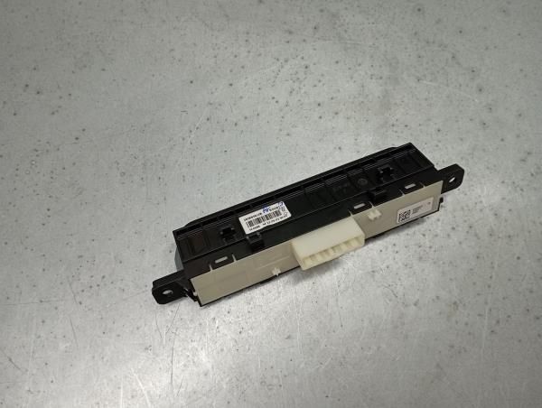 Botão / interruptor 4 piscas DACIA Sandero III