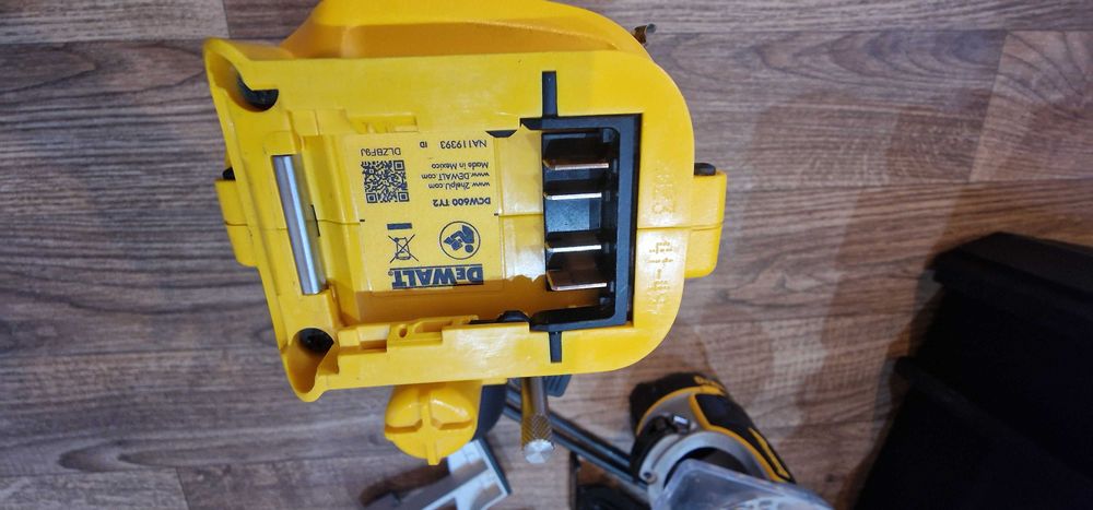 Dewalt фрезер 18в