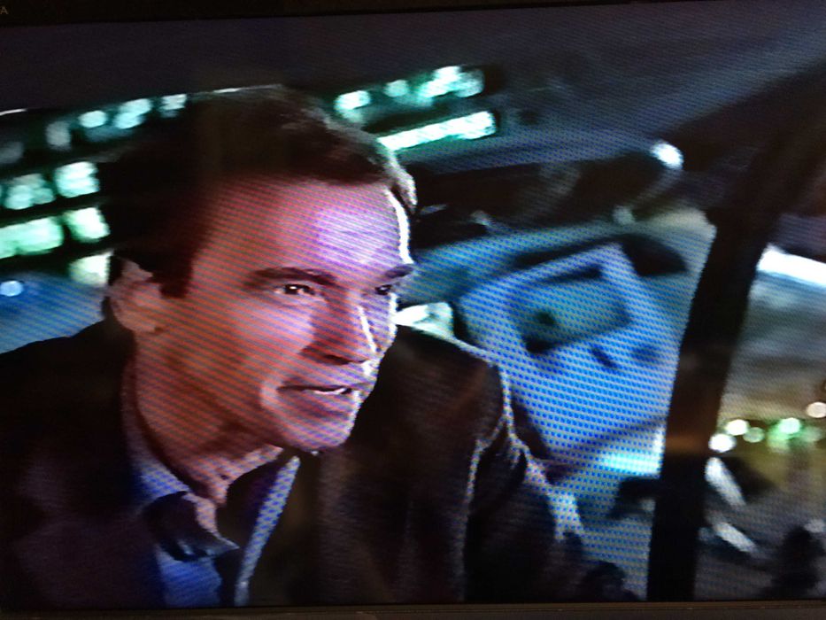 Видеокассета LG "Шестой день (2000) / Бриллиантовый полицейский (1999)