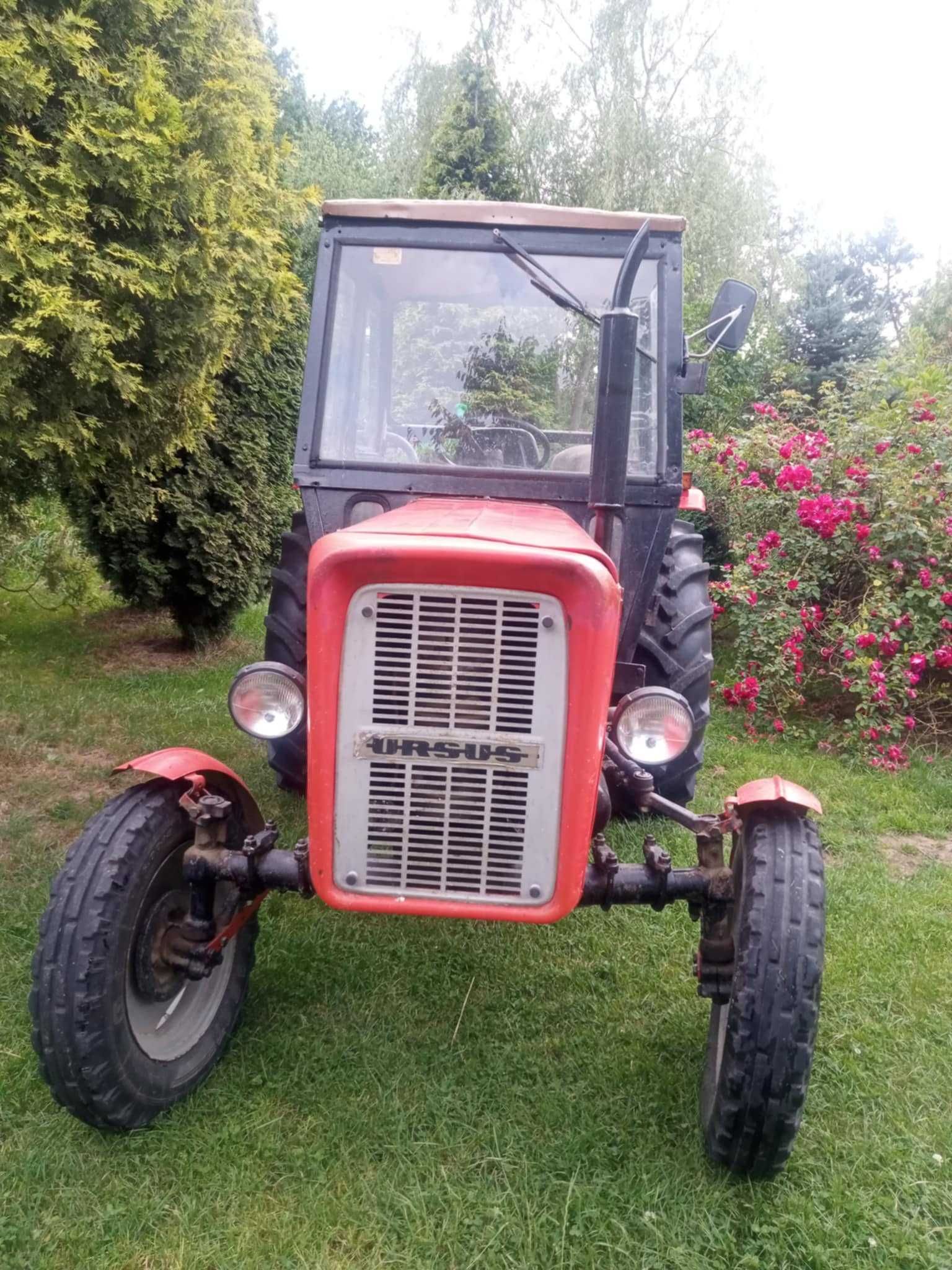 Traktor Ursus C-360 (C4011)