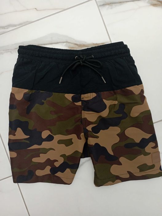 Шорти чоловічі в розмірі М