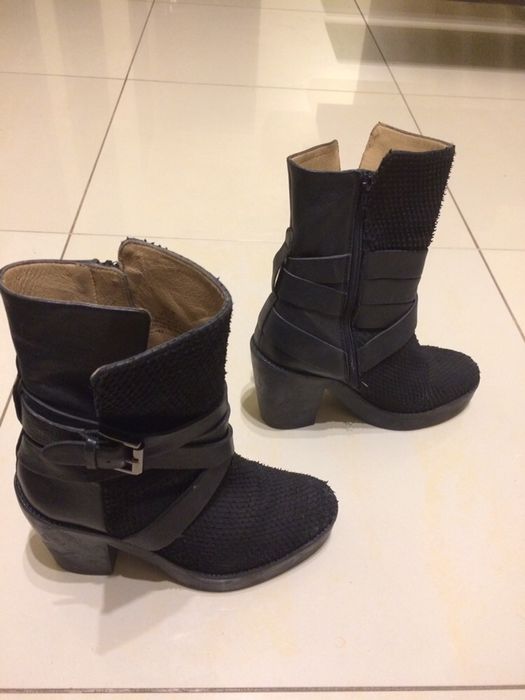 H&M czarne skórzane botki kozaki platforma słupek 40 26 cm SKÓRA