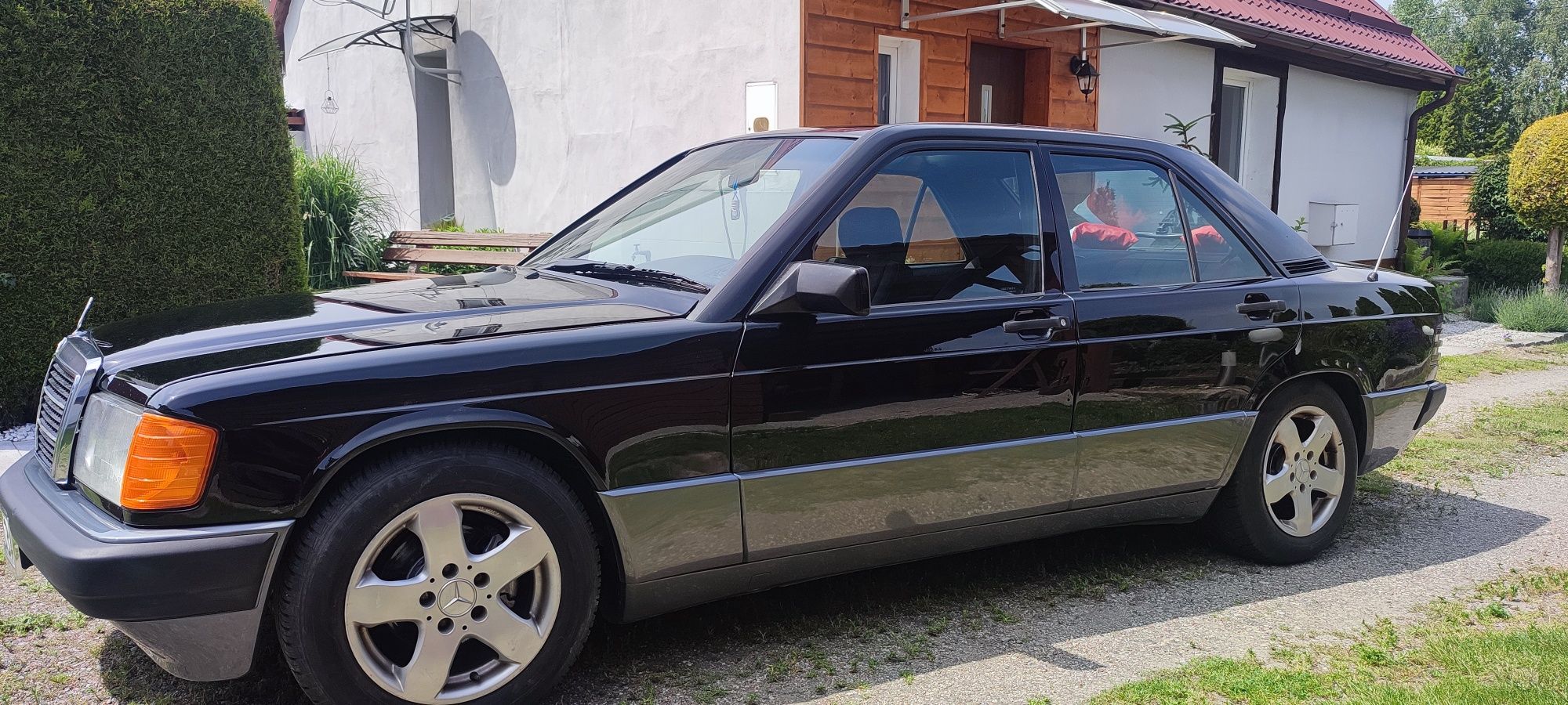 Mercedes 190 1.8benz stan bardzo dobry