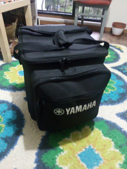 Yamaha Stagepas 200BTR