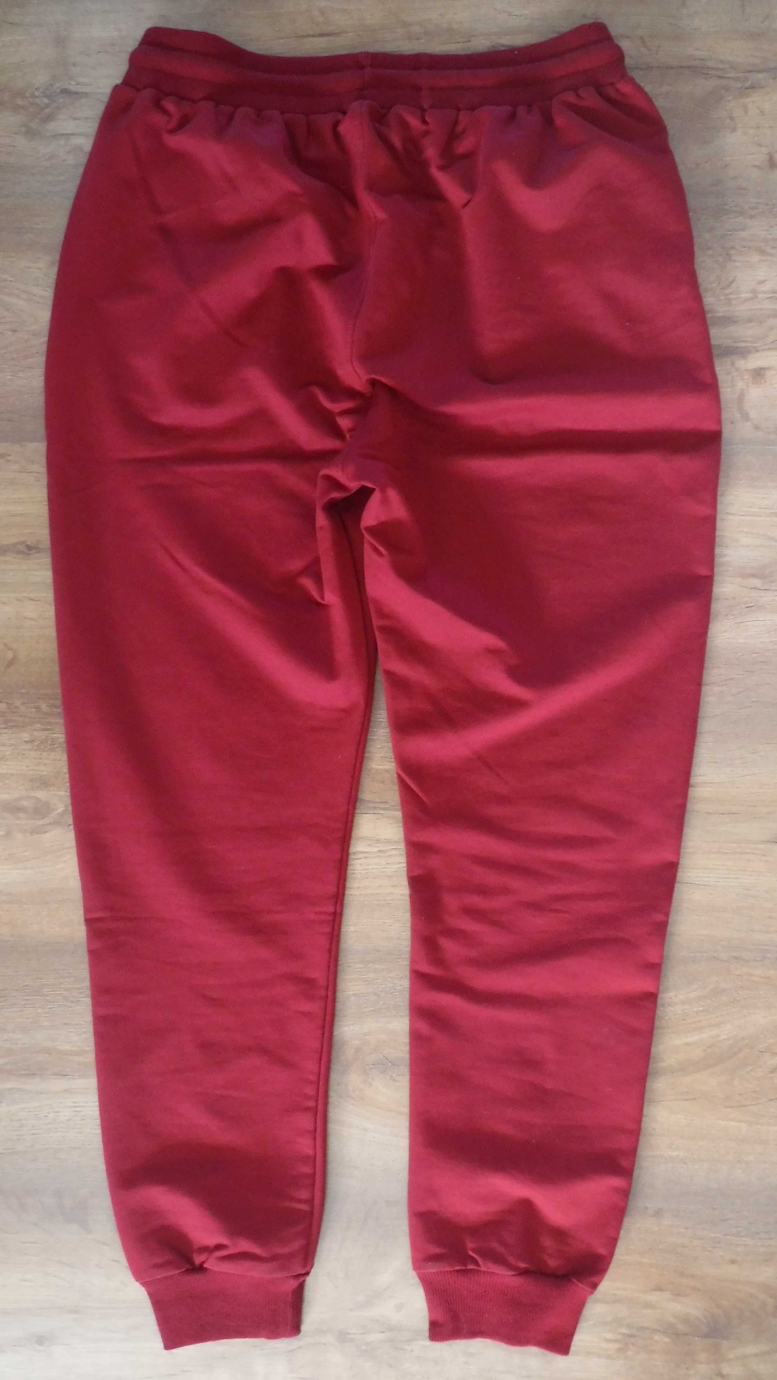 Spodnie dresowe bordowe roz XL ok 170cm